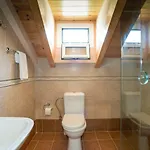 Aparthotel Lazaratos