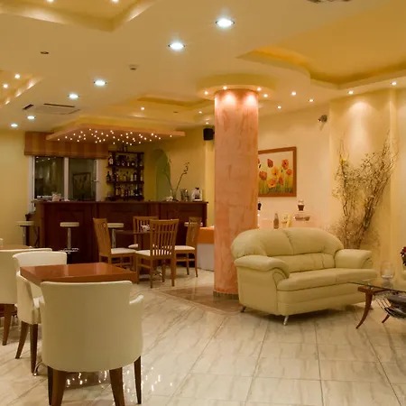 Апарт-отель Lazaratos