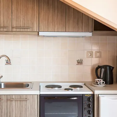 Lazaratos Апарт-отель 2*