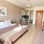 Aparthotel Lazaratos 2*