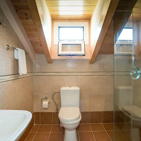 Aparthotel Lazaratos