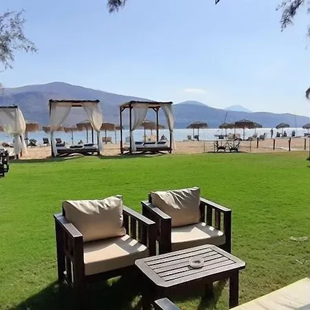 Lazaratos Appart hôtel Kouvalata