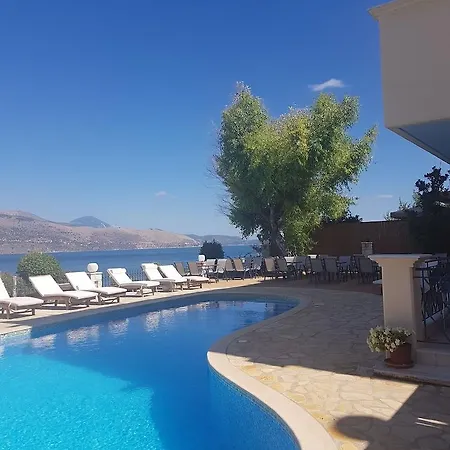 Lazaratos 2* Kouvalata