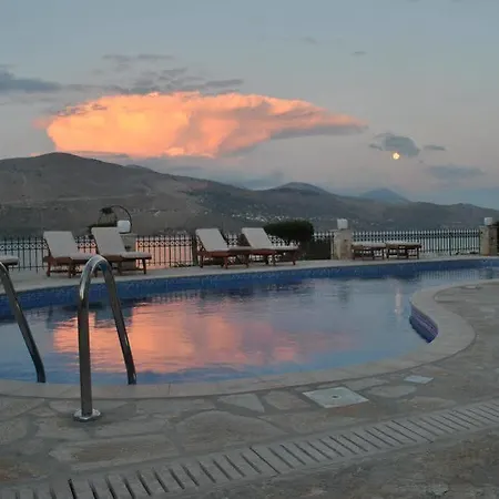 Lazaratos 2* Kouvalata