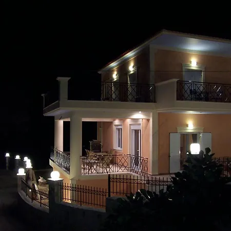 Lazaratos Appart hôtel Kouvalata