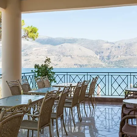 Appart hôtel Lazaratos Kouvalata